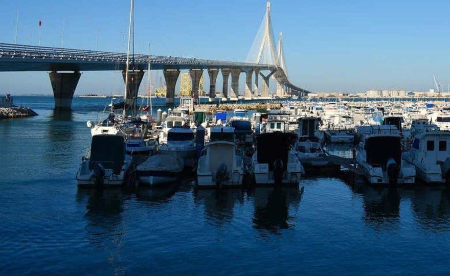 Paseo en barco privado por Cádiz