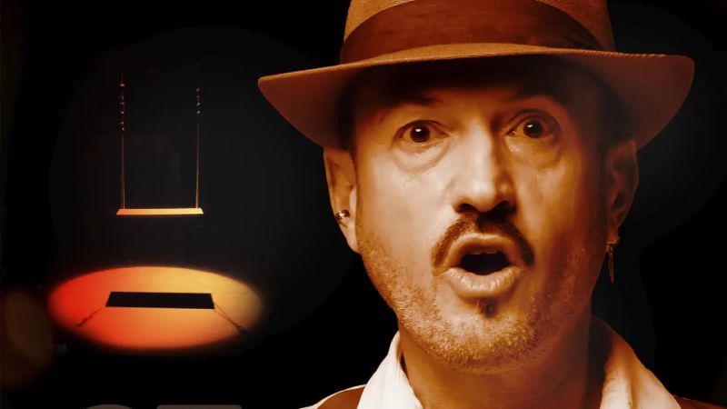 'Y tú ¿de qué te ríes?'