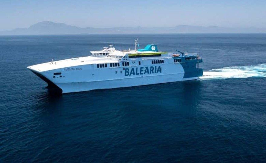 Excursión a Tánger en grupo reducido con Baleària