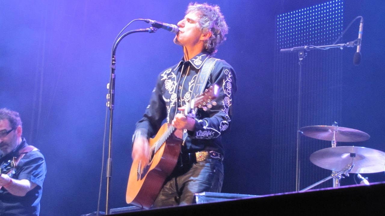 Duncan Dhu lleva su cuarenta aniversario a Sanlúcar con una noche de clásicos