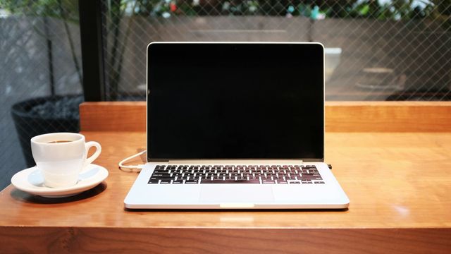 Cafeterías de especialidad en Cádiz para teletrabajar sin mirar el reloj